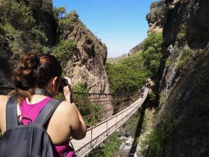 Puente colgante de los Cahorros en Monachil senderismo Sierra nevada Granada