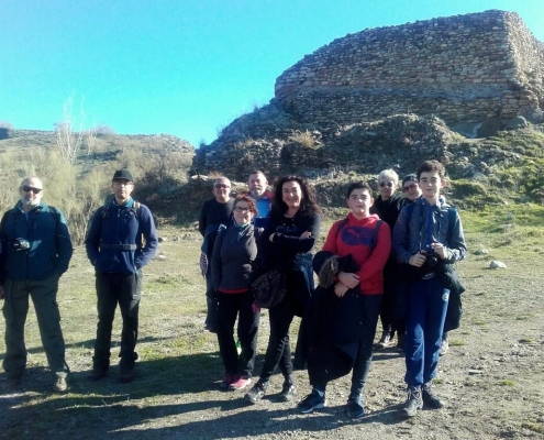 Bastión del poblado prehistórico del Cerro de la encina parque natural de Sierra Nevada Granada