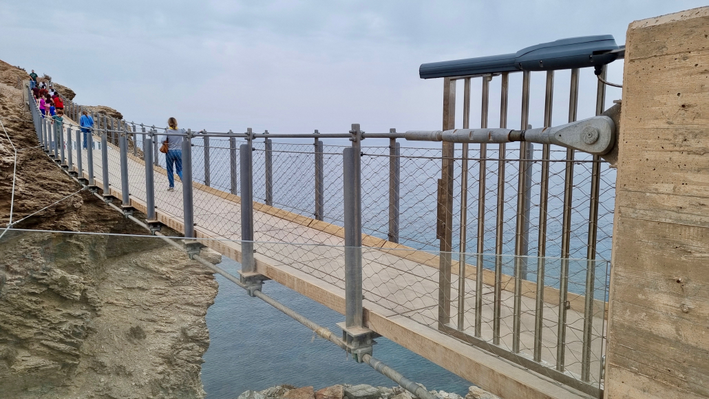 playas de Granada puente colgante Torrenueva
